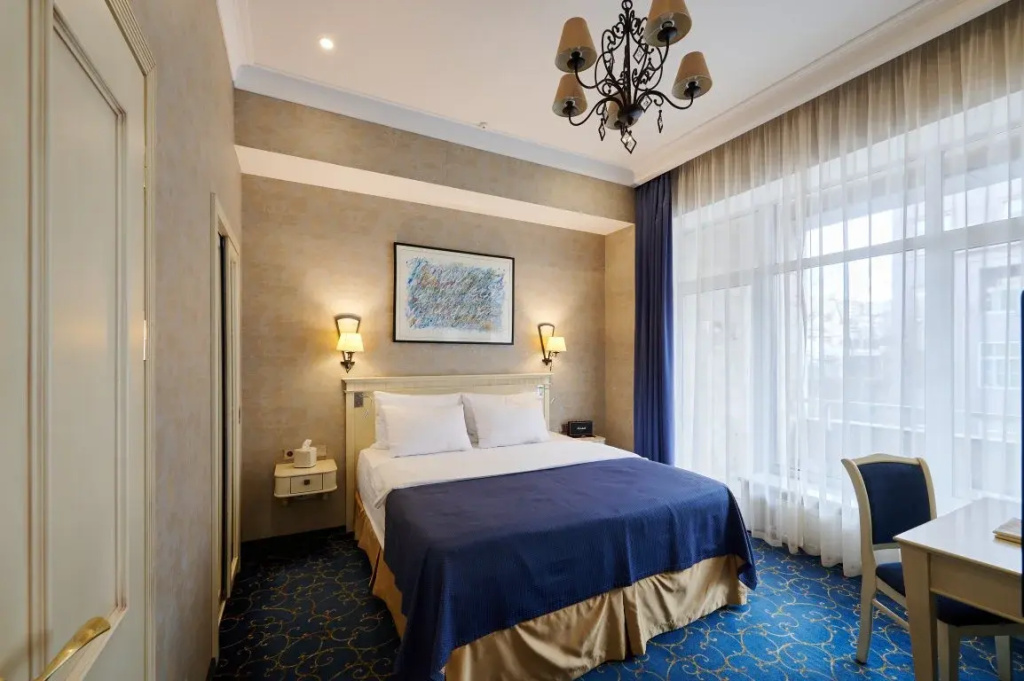 Marco Polo by Moss Hospitality Hotel Room Type - Marco Polo Double Suite full double bed