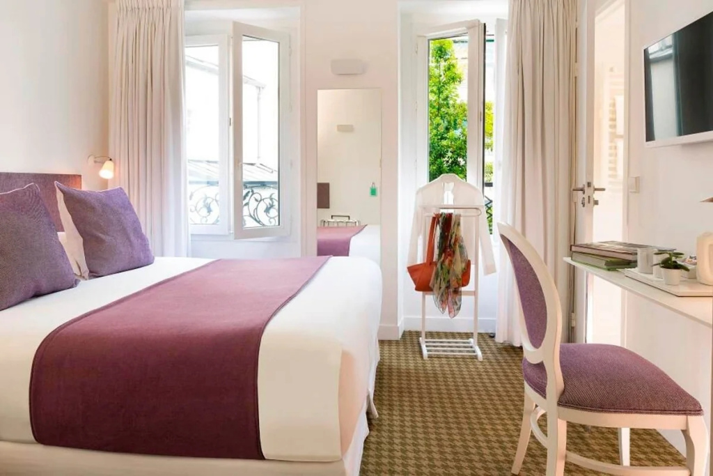 Superior Double room (full double bed)