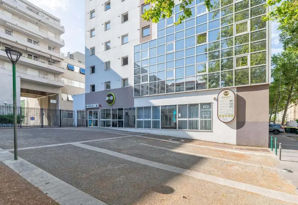 B&B HOTEL Lyon Centre Monplaisir