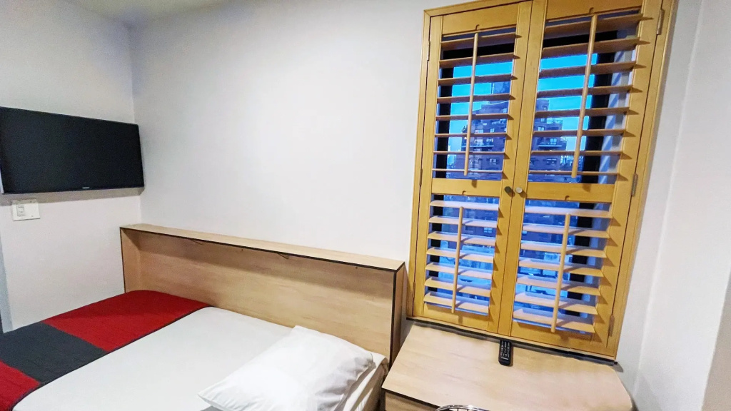 Veranda Triple Pod