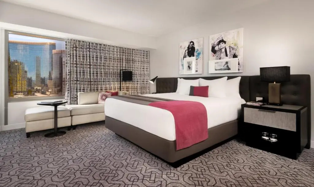Ultra Hip Double room (full double bed)