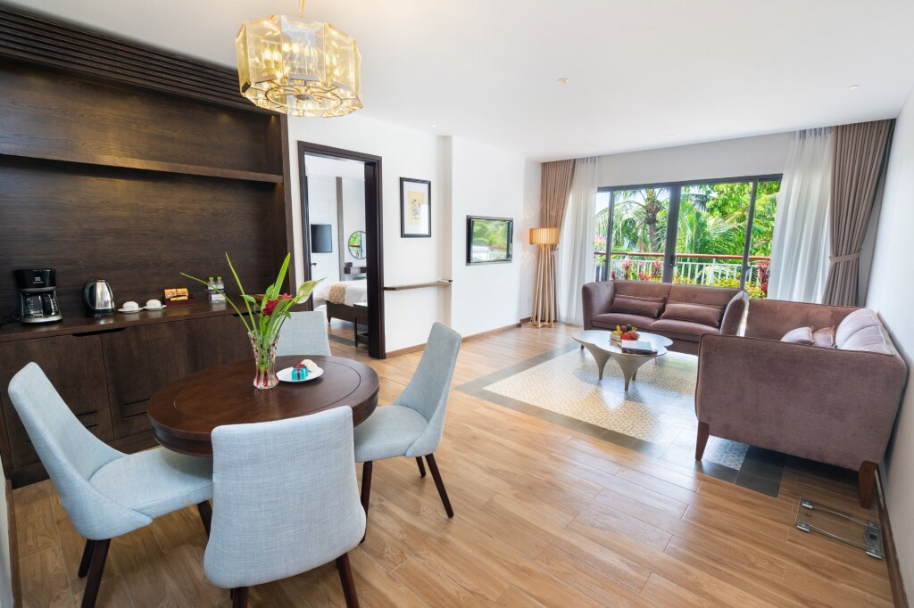 Hoang Ngoc Resort (Oriental Pearl)