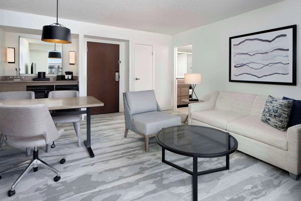 Embassy Suites by Hilton Myrtle Beach Oceanfront Resort - Chambres