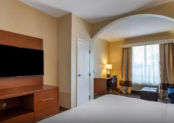 1 room Double Suite (twin beds)