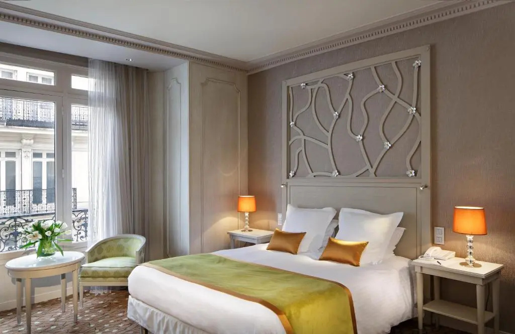 Chateau Frontenac Hotel  58