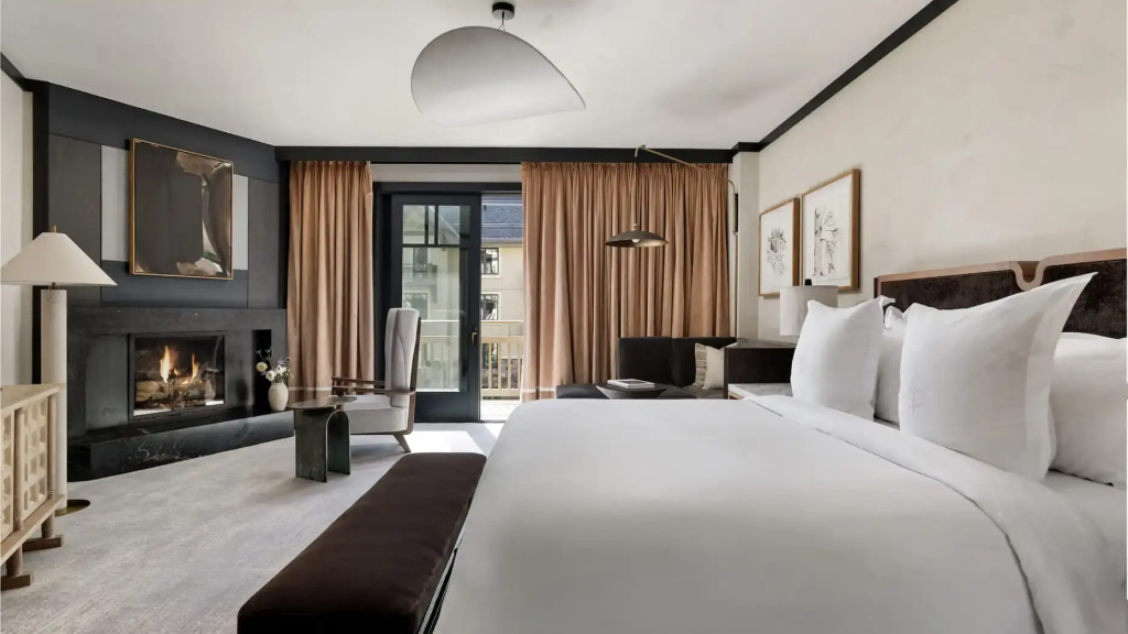 1 Bedroom Crestone Double Suite (full double bed)