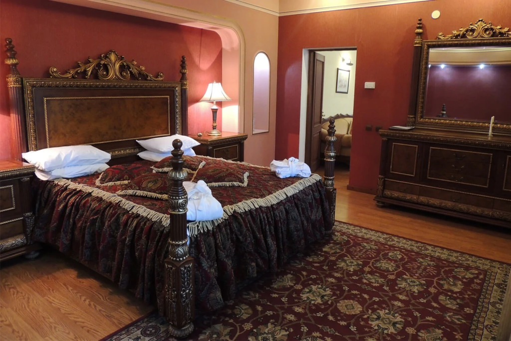 Двухместный люкс двуспальная кровать в Park Hotel Kokshetau