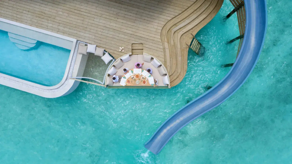 Water Reserve with Slide c 1 комнатой в Soneva Fushi