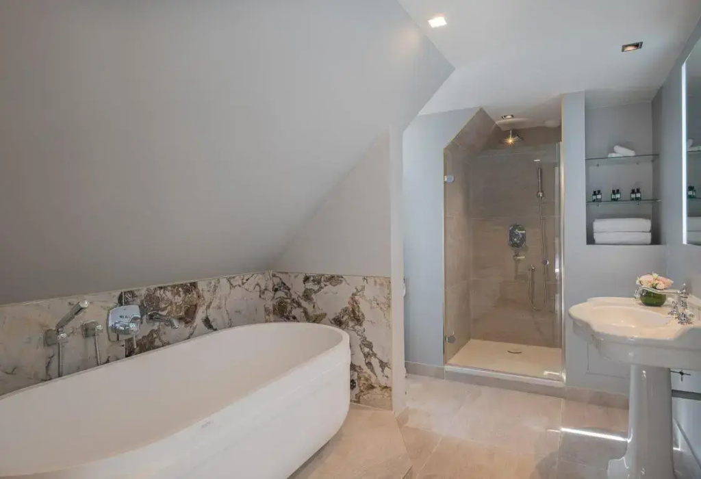 Hôtel Elysia by Inwood Hotels 35