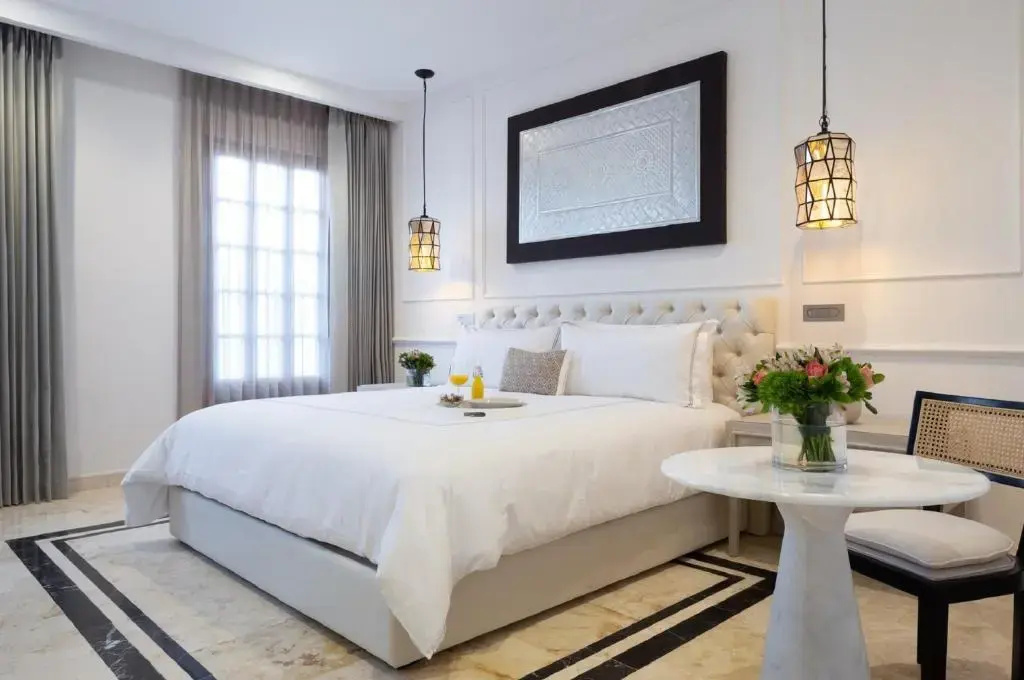 Double Suite (full double bed)
