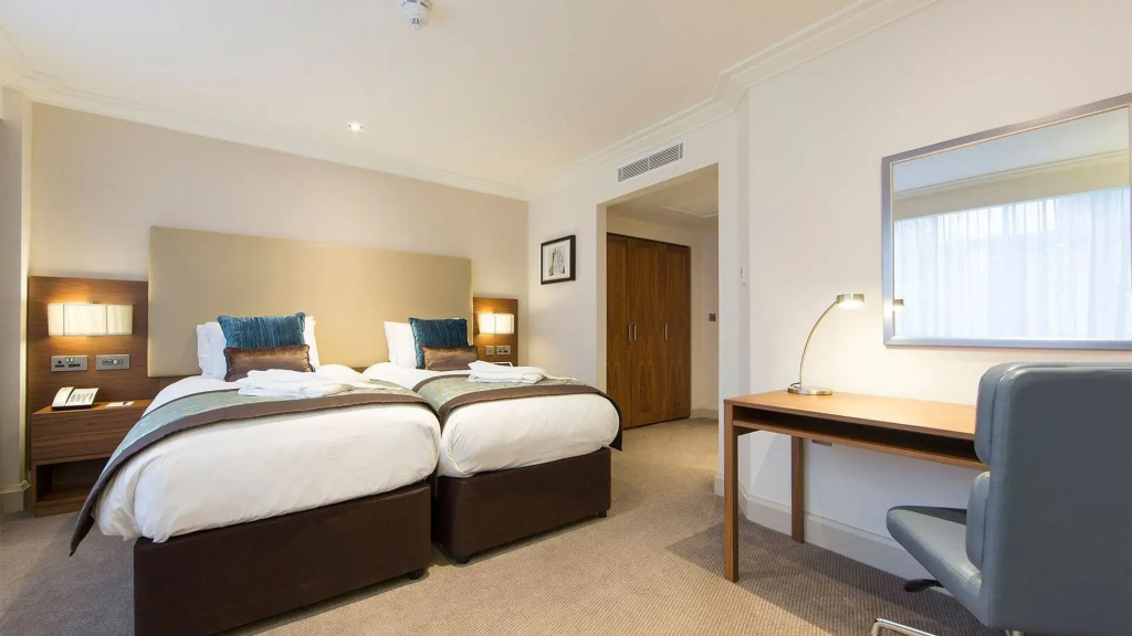 Standard Double room (twin beds)