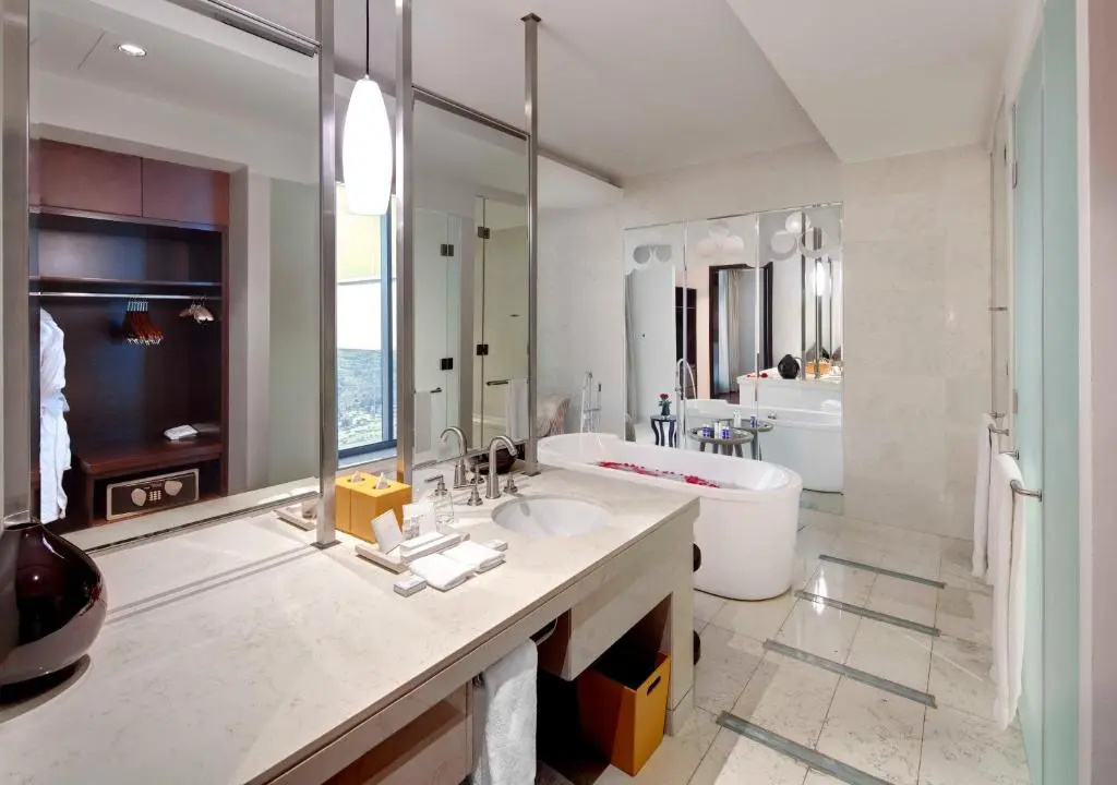 Sky Suite