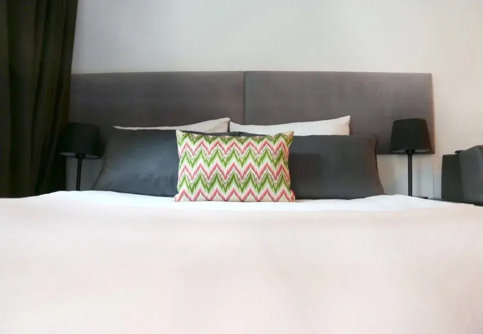 Standard Double Suite (full double bed)