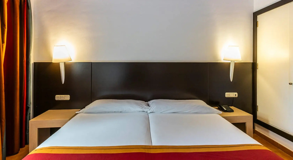SBH Monica Beach Hotel - Chambres