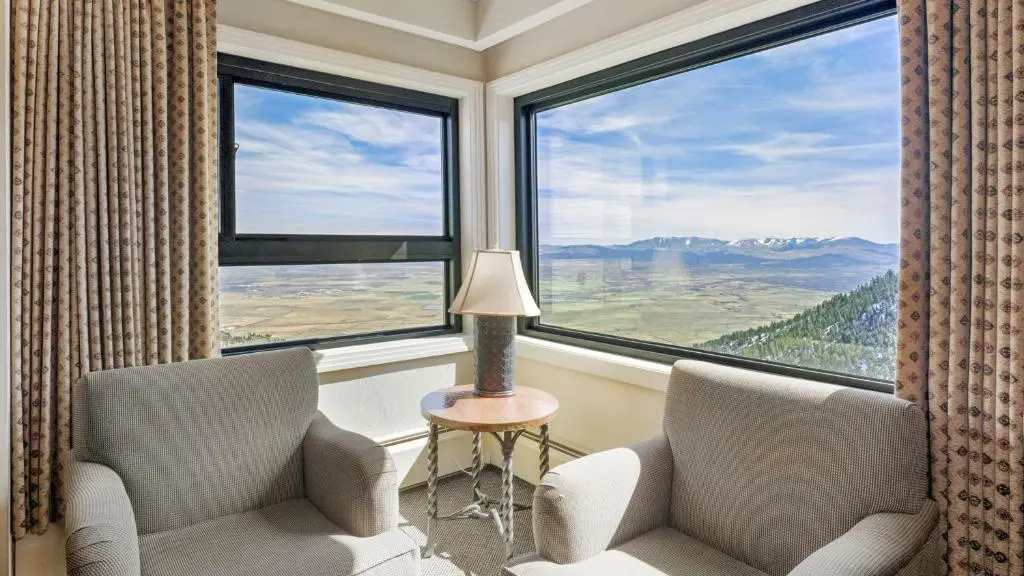 1 Bedroom Crest Pointe Double Villa (full double bed)
