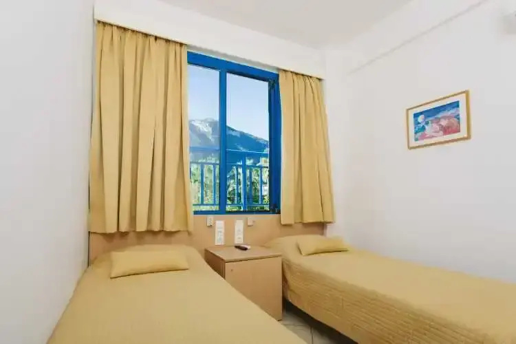 Premium Quadruple Family room with sea view