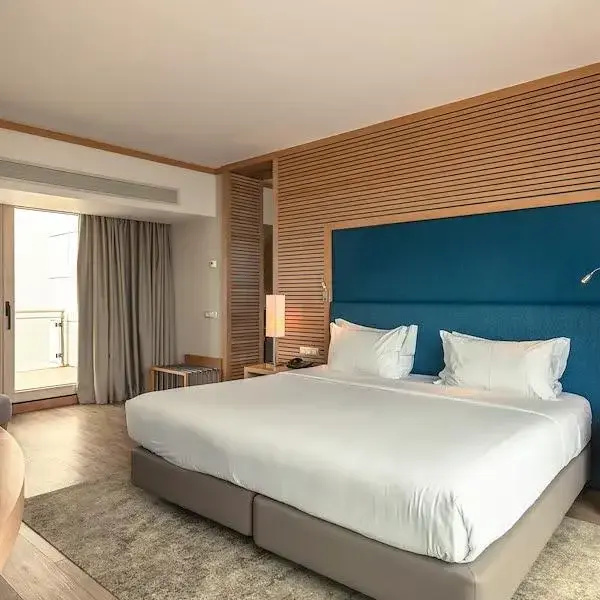 Sesimbra Oceanfront Hotel - Chambres
