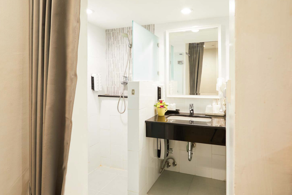 Трёхместная студия в Sabai Sathorn Service Apartment