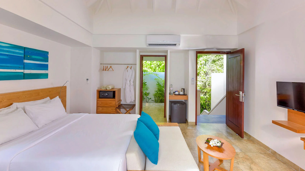 Summer Island Maldives