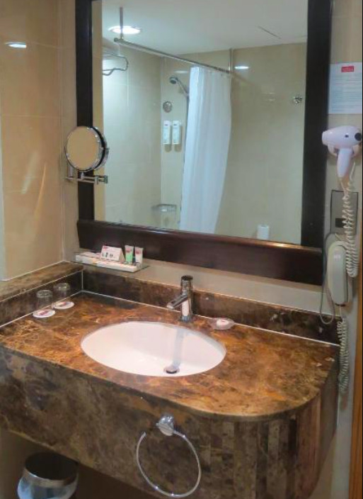 Al Jawhara Gardens Hotel