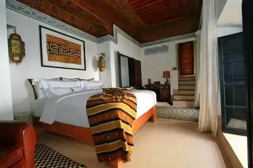 Dueria Double Suite (full double bed)