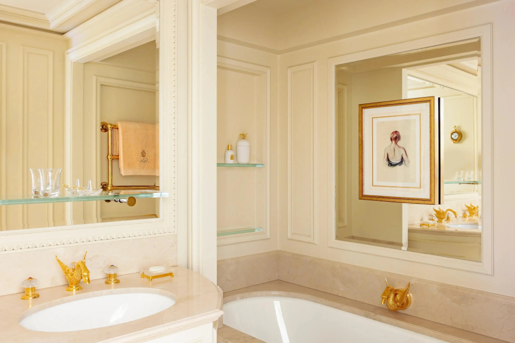 Grand Deluxe Double room (çift kişilik yatak)