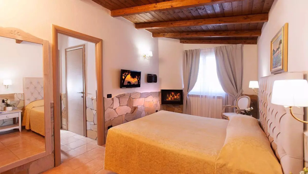 2 Bedrooms Laghetto Double Suite Apartment (full double bed)