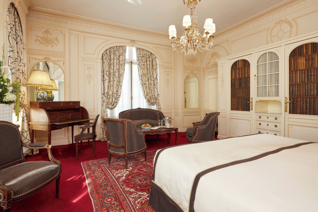 Corner Double room (twin beds)