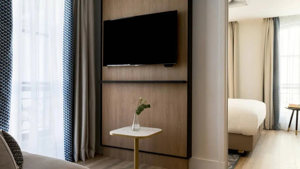 Renaissance Paris Vendome Hotel 58