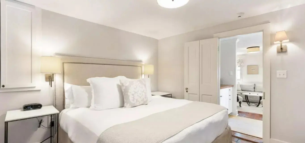 Garden Double Suite (full double bed)