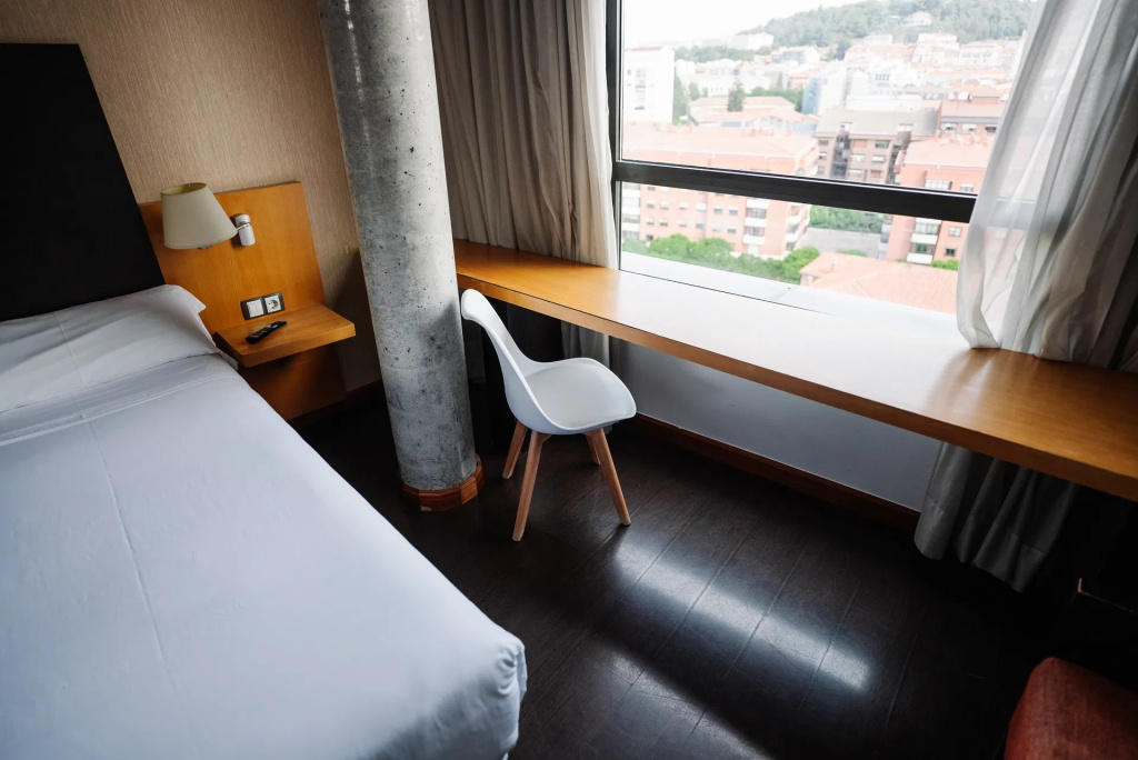 Standard Cathedral view Double room (twin beds)