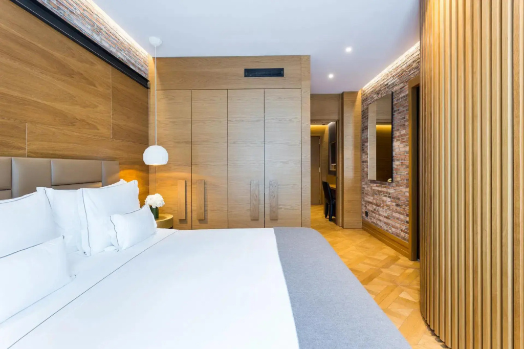 Monument Double Studio twin beds