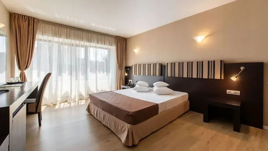 Jacuzzi Double Junior Suite (full double bed)