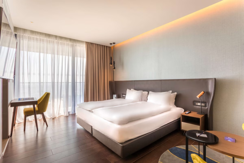 Premium Double room with sea view (full double bed)