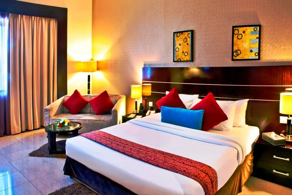 Double Junior Suite (full double bed)