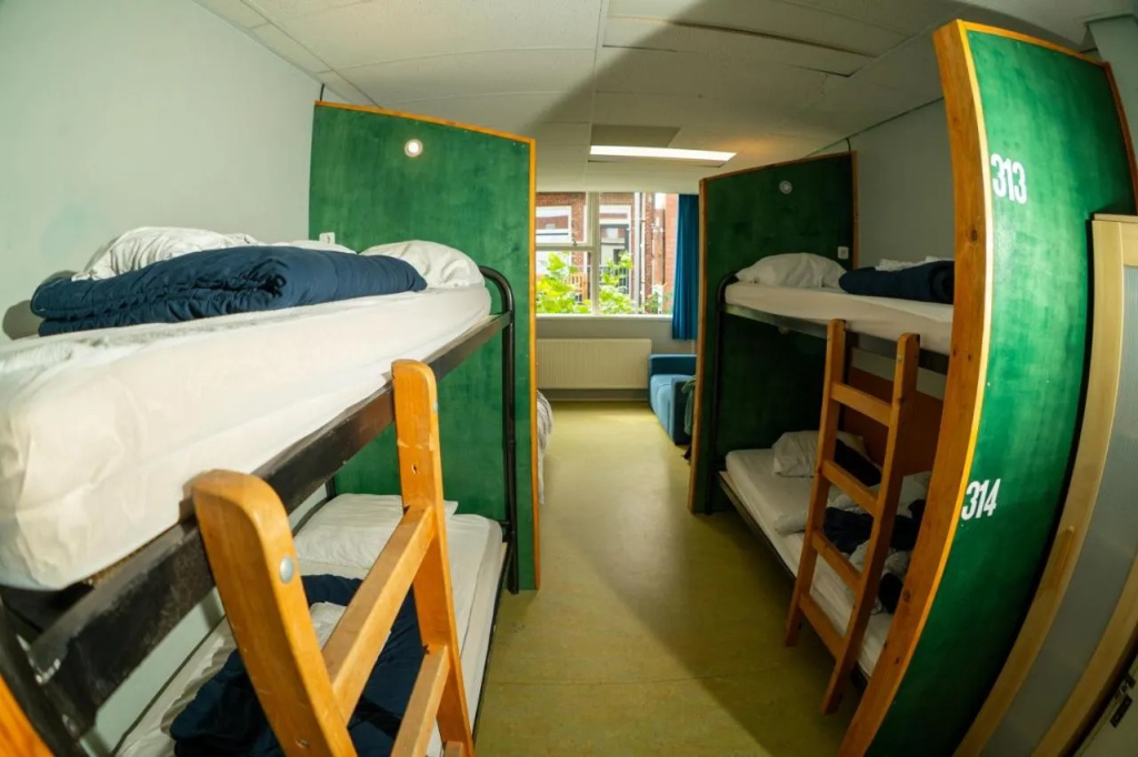 Bed in Dorm