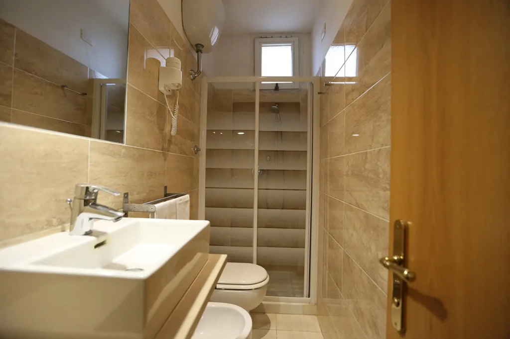Hotel Touring Pisa - Chambres
