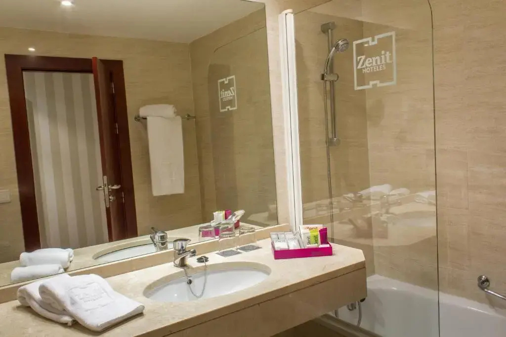 Hotel Zenit Malaga - Chambres