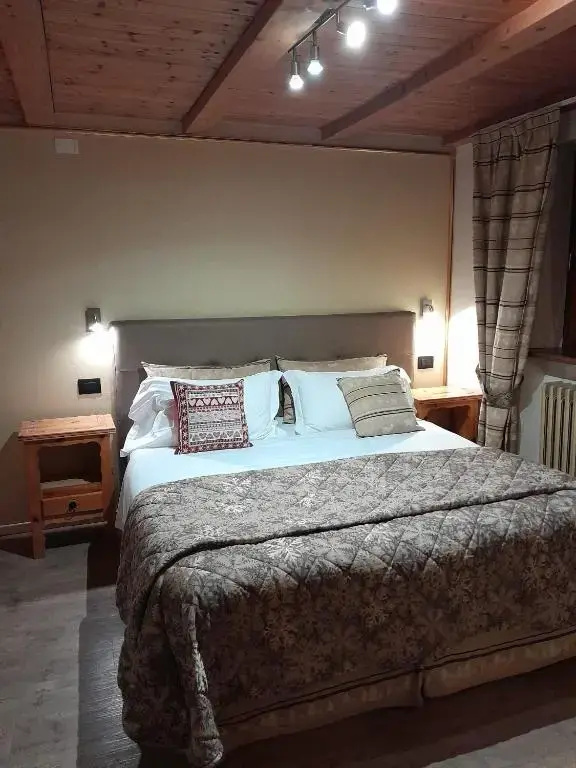 Large Single room