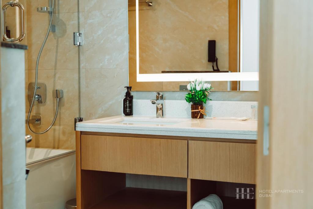 Двухместные апартаменты Premium c 1 комнатой двуспальная кровать в HE Hotel Apartment