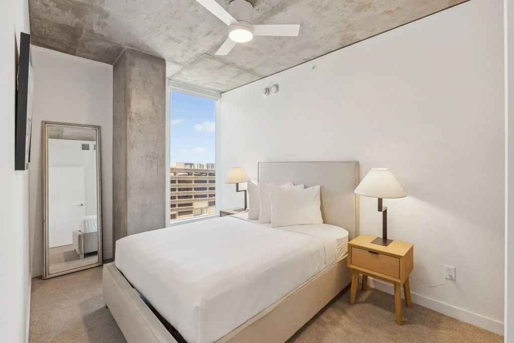 1 Bedroom Double Apartment (full double bed)