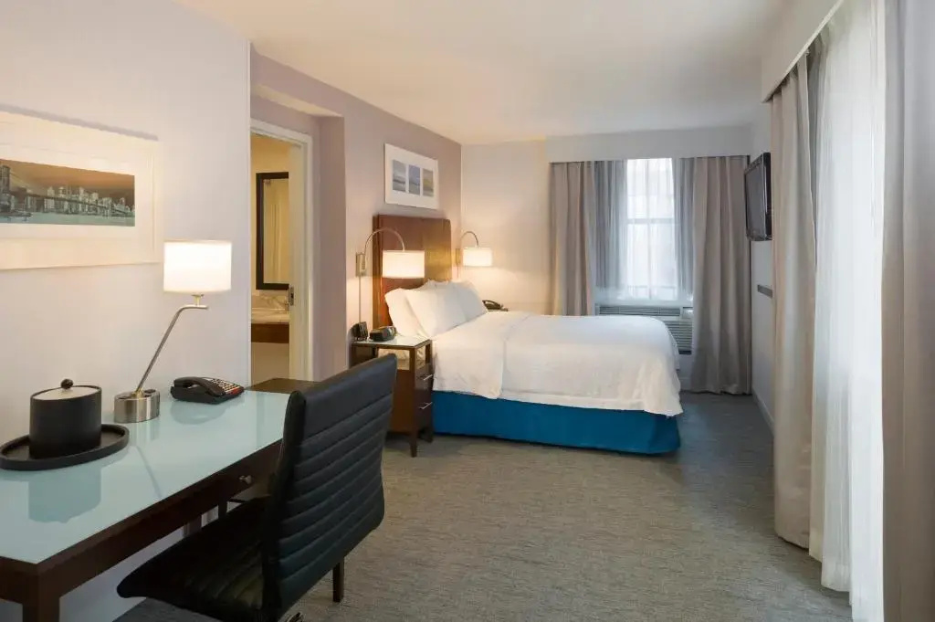 Hampton Inn Manhattan Seaport Financial District - Chambres