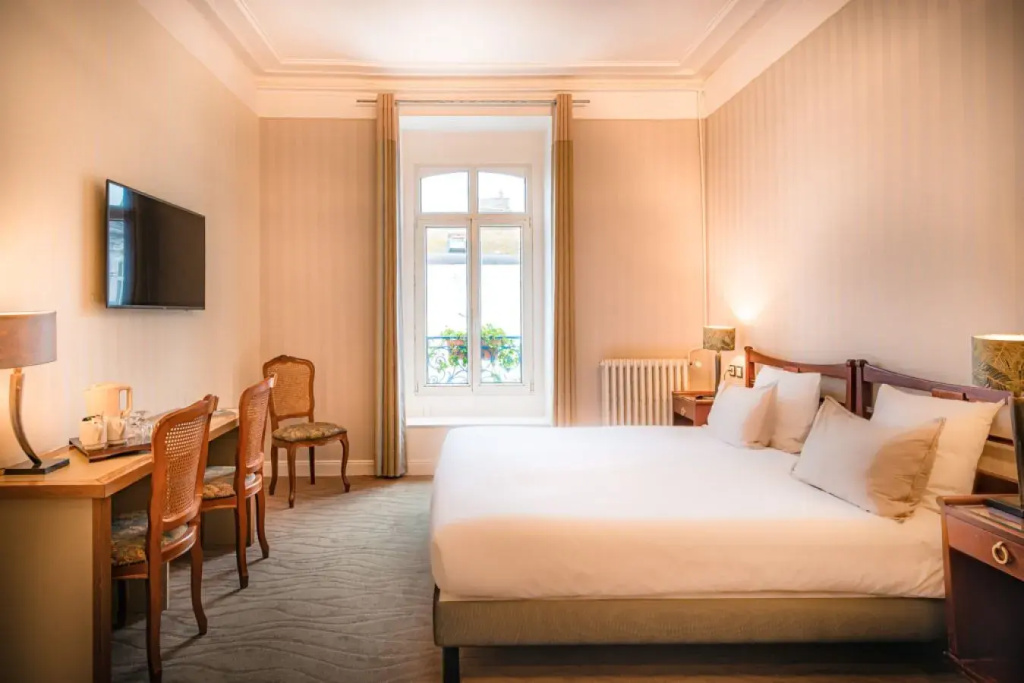 Hôtel France et Chateaubriand - Chambres