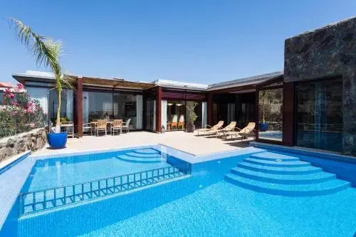 Villa with sea view