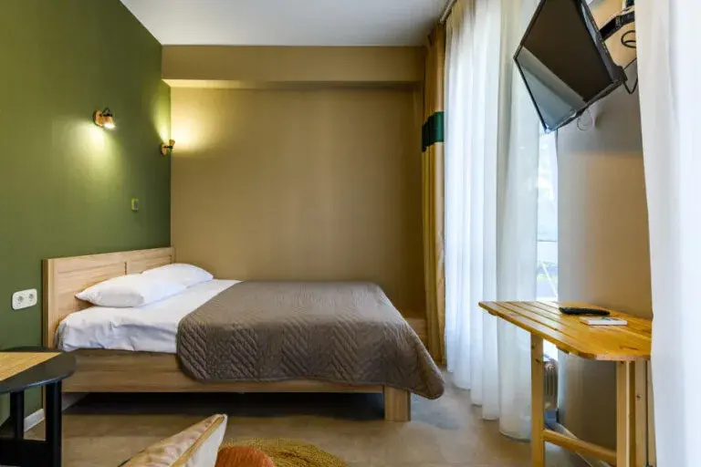 Deluxe Double Studio (full double bed)