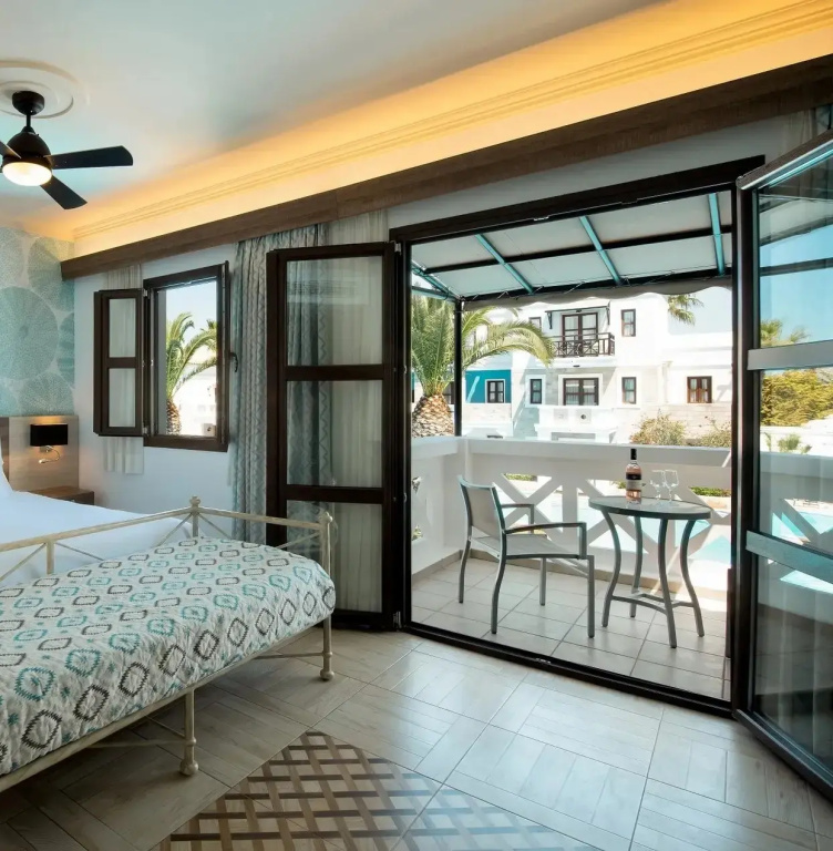 Double Bungalow with partial sea view (twin beds)