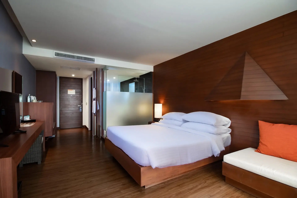 Deluxe Double room with sea view (full double bed)
