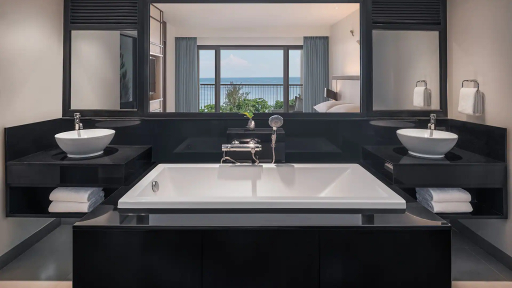 Люкс Regency с 2 комнатами с видом на океан в Hyatt Regency Phuket Resort