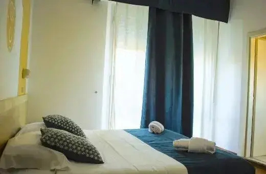 Economy room