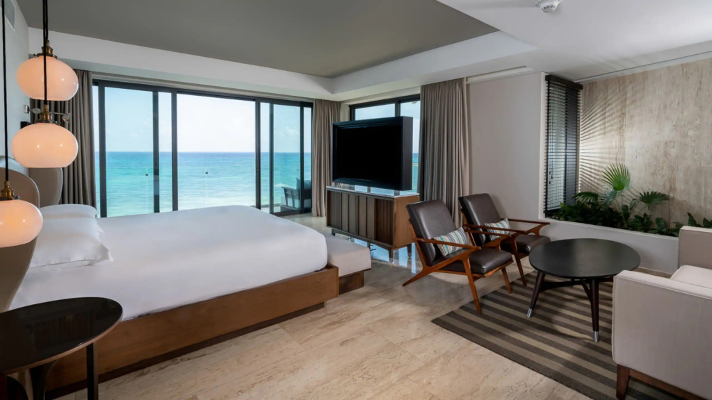 Panoramic Beach House Double Suite oceanfront (full double bed)